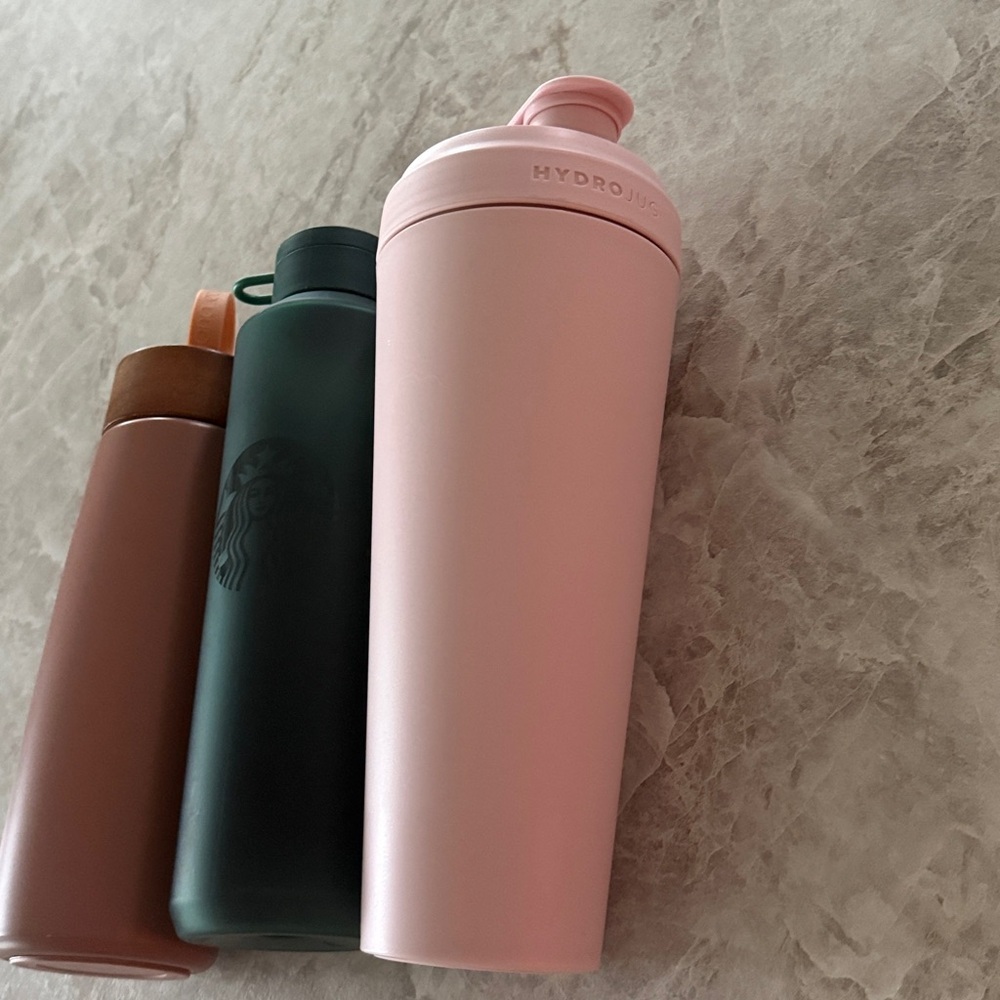 Starbucks HYDROJUG APANA BOTTLES Trio: Rose, Forest, Blush Tumblers Water Bottle - Picture 3 of 7